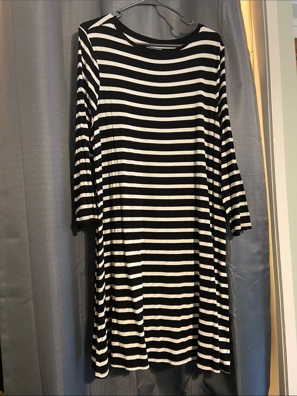 Amazon Essential Black & White Stripe Long-Sleeve Scoop Neck Tunic